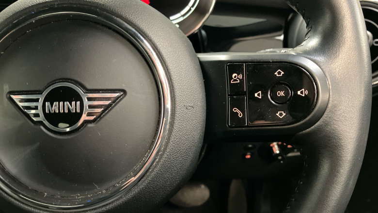 MINI Hatchback 135kW Cooper S Level 2 33kWh 3dr Auto Electric Hatchback